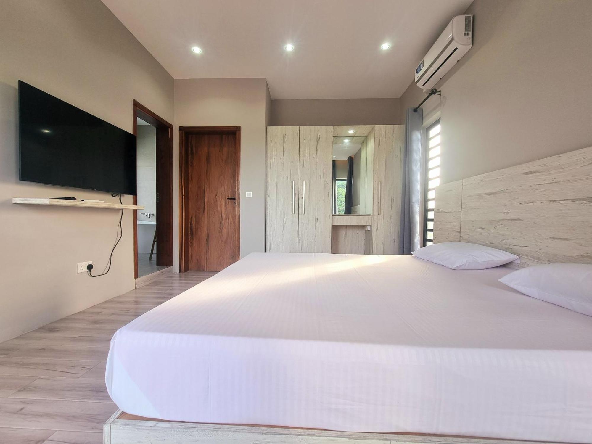 Serenity I - 4 Bedroom * Grand Baie